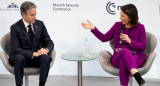 Annalena Baerbock con Antony Blinken durante la Conferencia. Foto: Reuters.