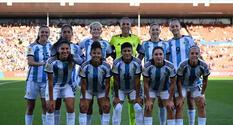 La Selección Argentina de fútbol femenino. Foto: Twitter @Argentina.