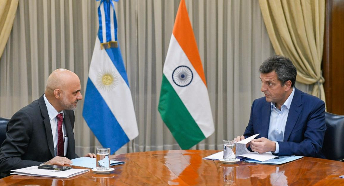 Sergio Massa, Gobierno, embajador de la India, NA
