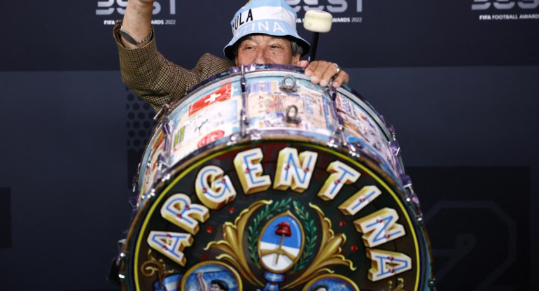 Tula, hincha argentino en los premios The Best. Foto: REUTERS