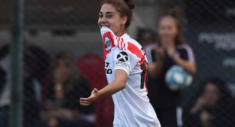 Martina del Trecco, jugadora del fútbol femenino de River. Foto: NA.