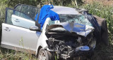 El Volkswagen Up terminó a un costado de la ruta. Foto: gentileza Vía País