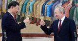 Vladimir Putin  brindando con su par chino Xi Jinping durante una recepción en el Kremlin en Moscú_ Rusia._ 21 marzo 2023_Foto Reuters