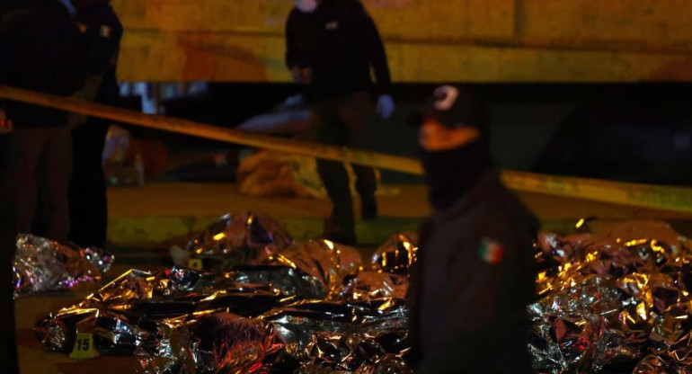 Incendio dentro del edificio del Instituto Nacional de Migración (INM), en Ciudad Juárez. Foto: REUTERS