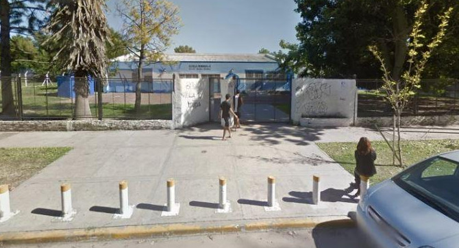 Escuela secundaria N°45 de Francisco Álvarez. Foto: Google Maps.