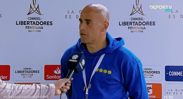 Jorge Martínez; entrenador de fútbol femenino de Boca Juniors. Foto: NA.