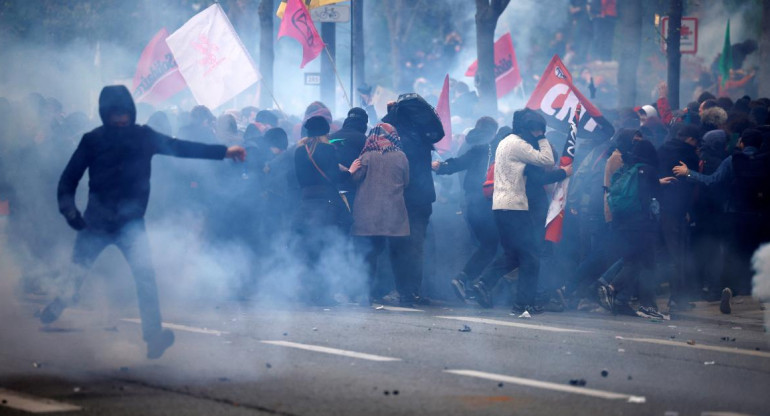 Siguen las protestas en Francia. Foto: Reuters.