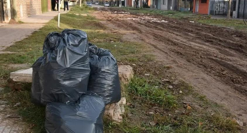 Estaban preparados para cortar el pasto cuando uno de ellos fue asesinado. Foto: gentileza el Litoral.