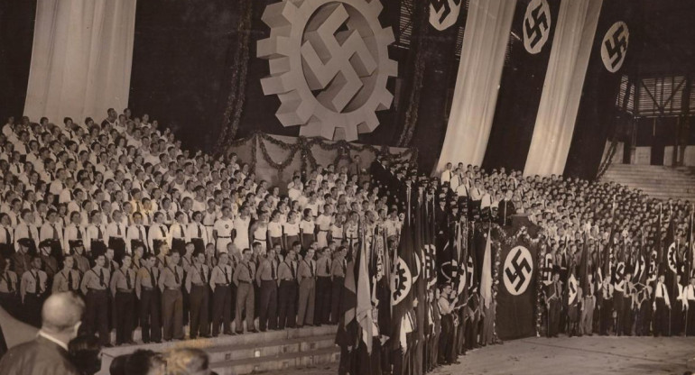 Acto del Partido Nazi en el Luna Park. Foto: AGN