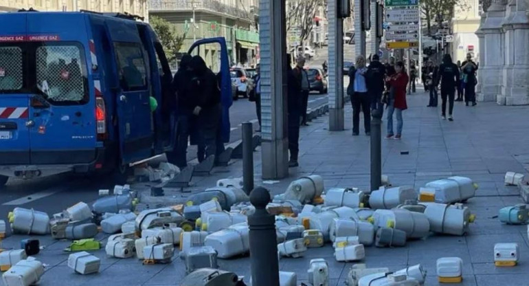 Explosión en Marsella, 13 sindicalistas detenidos. Foto captura Laprovence.