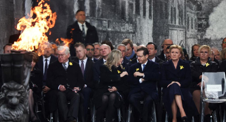 Conmemoración de liberación del gueto e Varsovia, Reuters