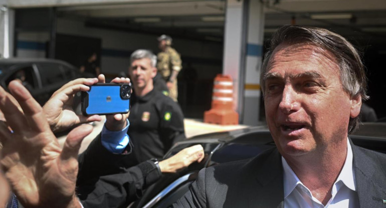 Bolsonaro se presentó a declarar. Foto: EFE.