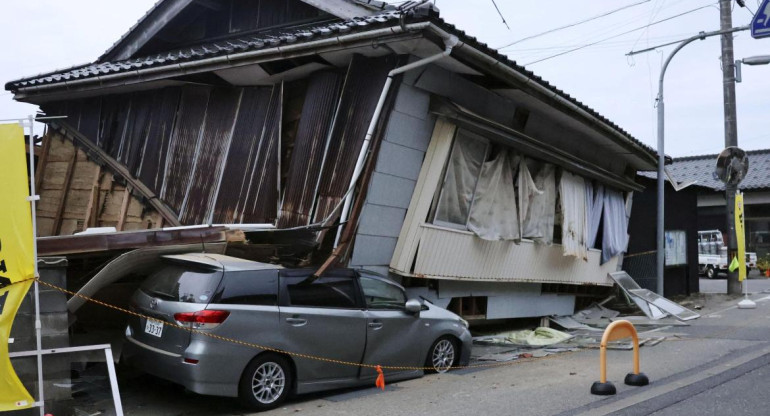 Los destrozos tras los terremotos en Japón. Foto: Reuters.