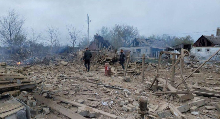 Guerra entre Rusia y Ucrania, destrucción de zonas civiles, bombardeo, Reuters