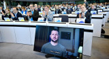 Volodímir Zelenski, mandatario ucraniano, en videoconferencia con la sesión del CdR. Foto: EFE. 