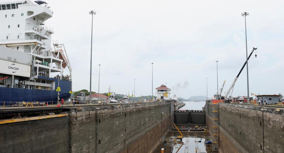  El Canal atraviesa el punto más estrecho del istmo de Panamá (82 km). Fuente: Reuters.