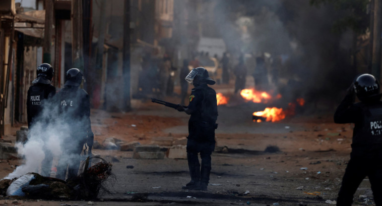Manifestaciones y represión en Senegal. Foto: Reuters.