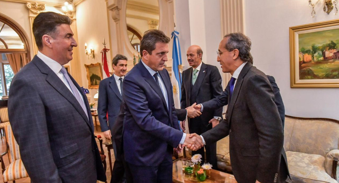 Encuentro de Sergio Massa con los embajadores de la Liga Árabe. Foto: Prensa.