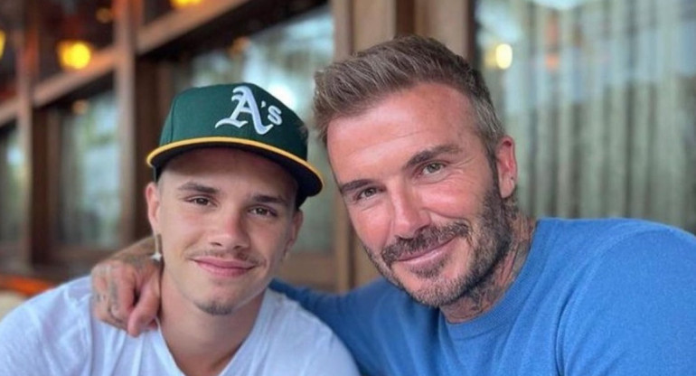 David Beckham junto a su hijo Romeo. Foto: Instagram @romeobeckham.