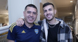 Juan Román Riquelme junto a Leandro Paredes. Foto: Télam.