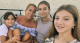 Nicole Neumann con sus tres hijas. Foto: Instagram.