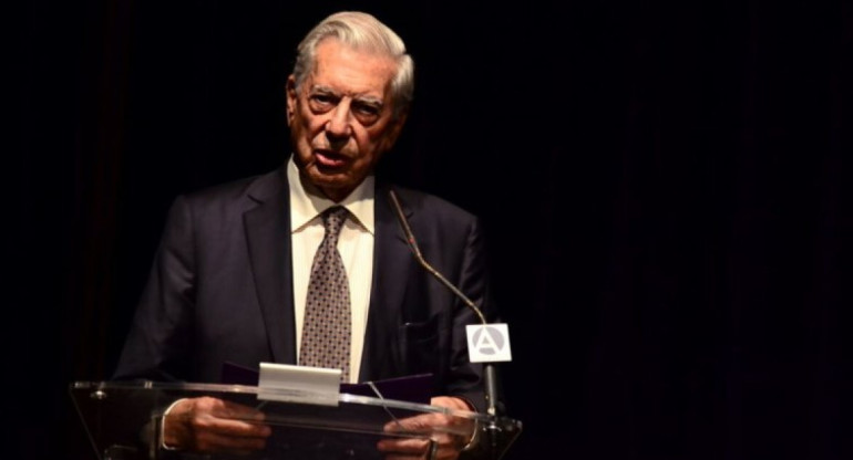 Mario Vargas Llosa. Foto: NA.