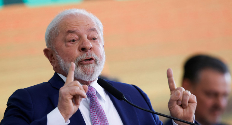 Lula da Silva sancionó una ley de igualdad salarial para hombres y mujeres. Foto: Reuters.
