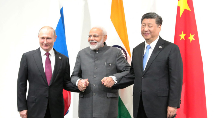 Xi Jinping, presidente chino, Modi, mandatario indio y Putin, presidente ruso. Foto: Reuters.