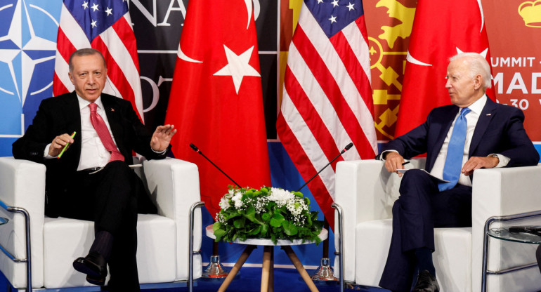 Erdogan y Biden. Foto: Reuters.