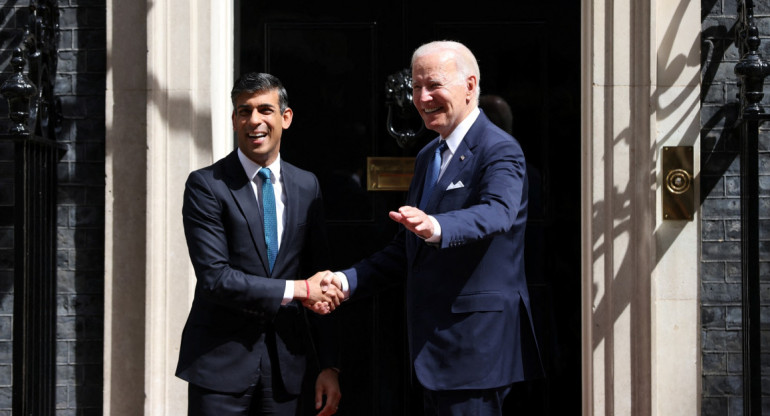 Rishi Sunak y Joe Biden. Foto: Reuters.