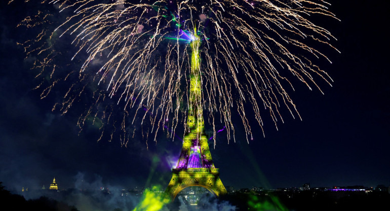 Festejos por el Día de la Bastilla en Francia. Foto: REUTERS.