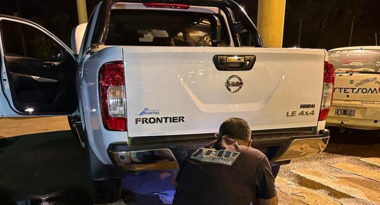 Aduana frenó el contrabando de vehículos de lujo valuados en 50 millones de pesos. Foto: Aduana.