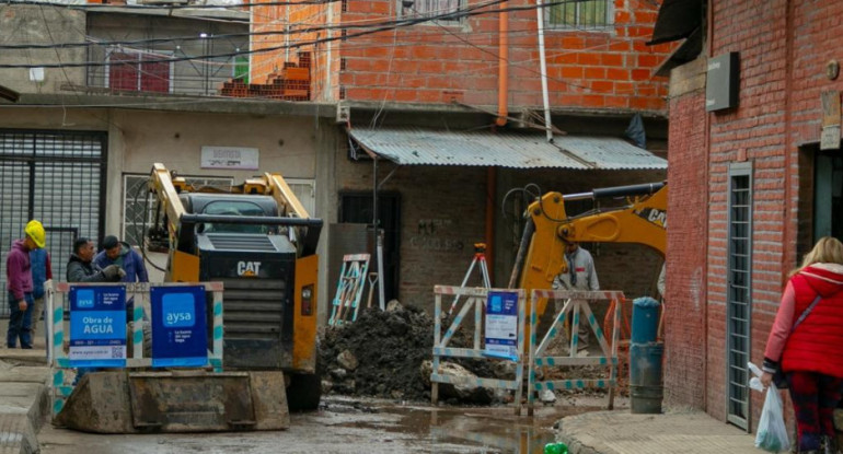 Comenzaron las obras de AySA para llevar agua potable a 75.500 personas del Barrio 21-24 en CABA. Foto: prensa.