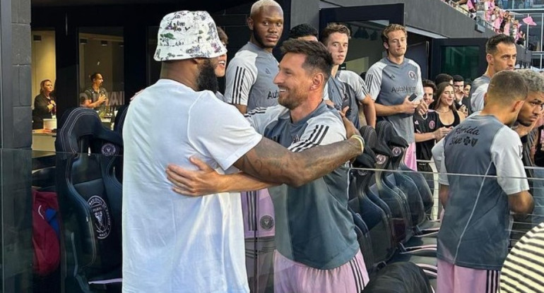 El encuentro entre Lionel Messi y LeBron James. Foto: Instagram @kingjames.