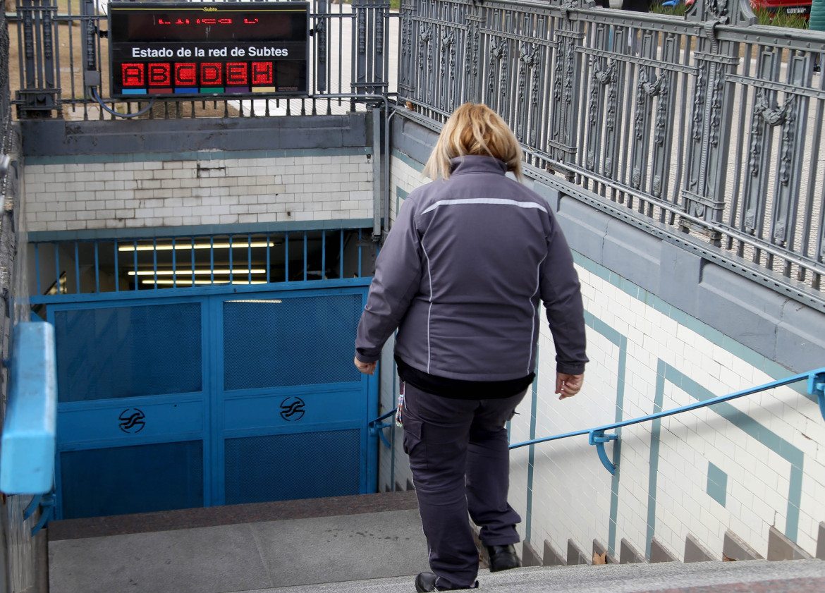 Nuevo Paro De Subtes Y Premetro: Los Horarios Y Las Líneas Que Se Verán ...