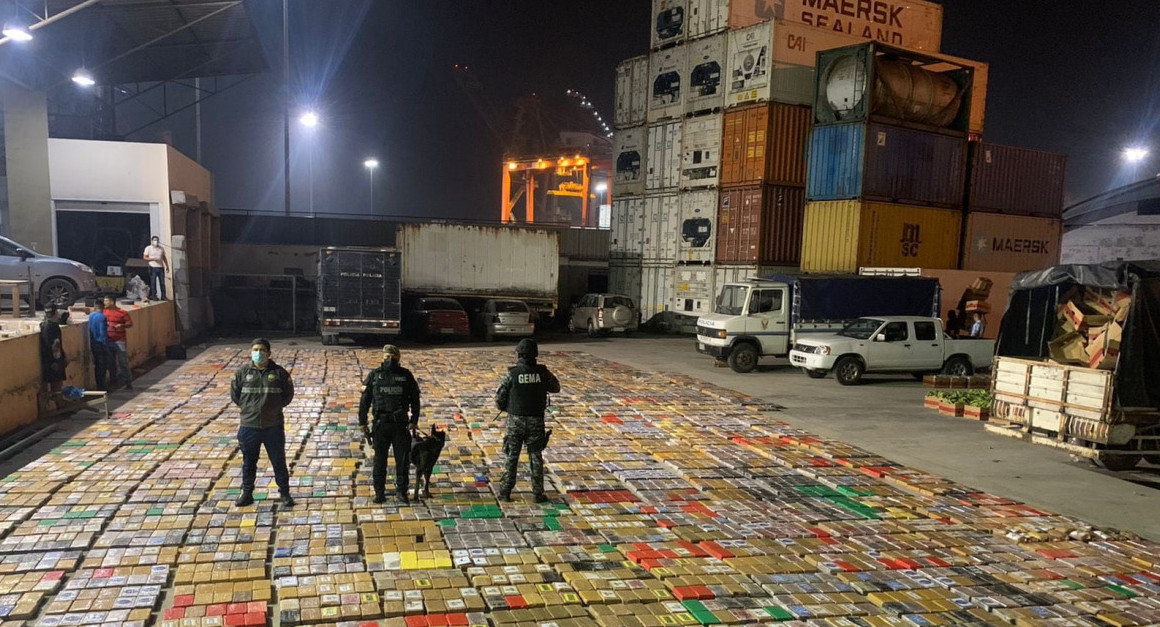 Droga incautada en un puerto de Guayaquil, Ecuador. Foto: Policía Nacional del Ecuador.