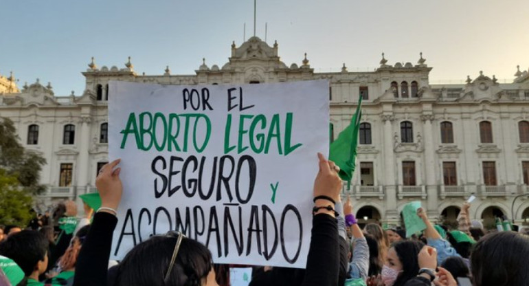 Primer ministro de Perú dice que para autorizar un aborto “siempre tiene que presentarse como condición el peligro a la salud” de la gestante. Foto Twitter @primicias24.