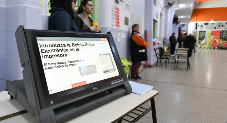 Voto electrónico en la Ciudad de Buenos Aires. Foto: NA.