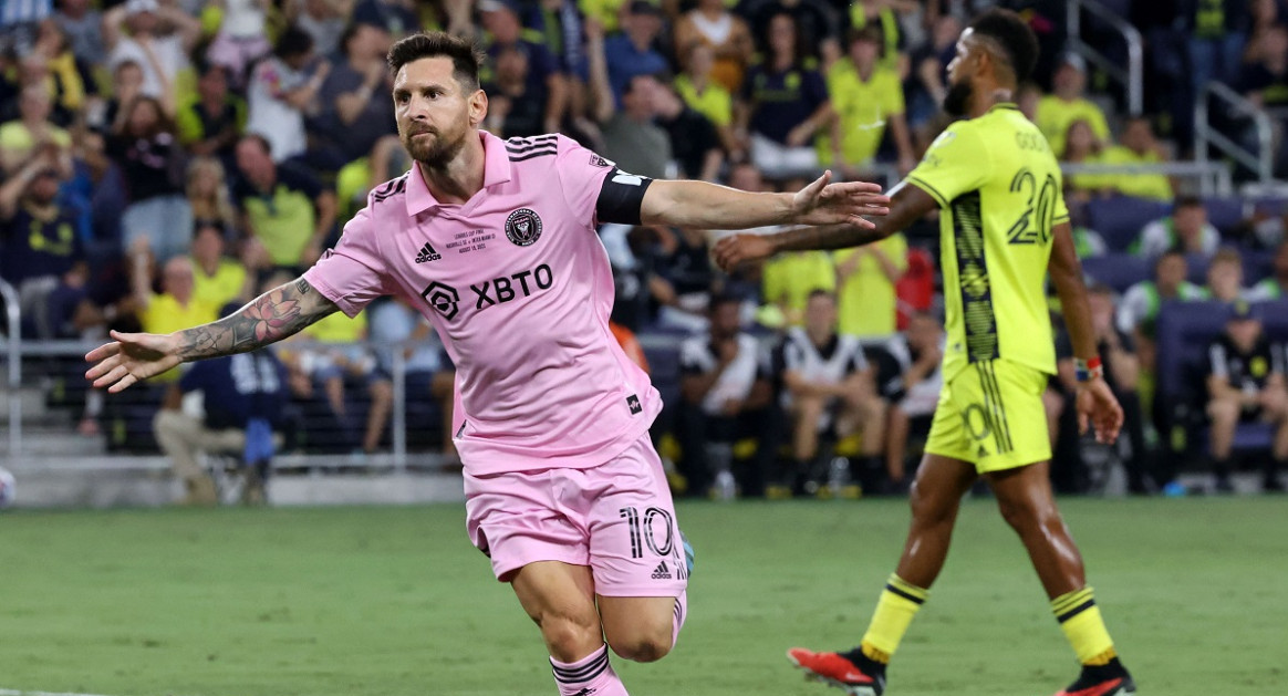 Lionel Messi convirtió en la final de la Leagues Cup. Foto: Reuters.