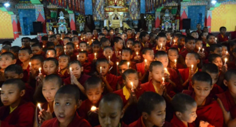 Niños tibetanos. Foto: EFE