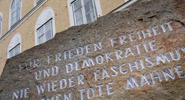 La fachada de la casa de Adolf Hitler en Austria. Foto: AFP