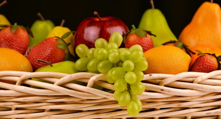 El consumo de frutas es beneficioso para la salud. Foto: Pixabay.