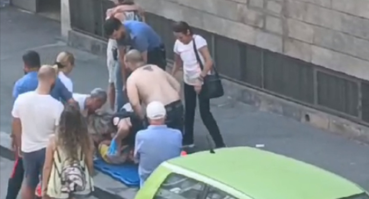 Rescate de una niña que cayó de un balcón en Italia. Foto: Captura de video.