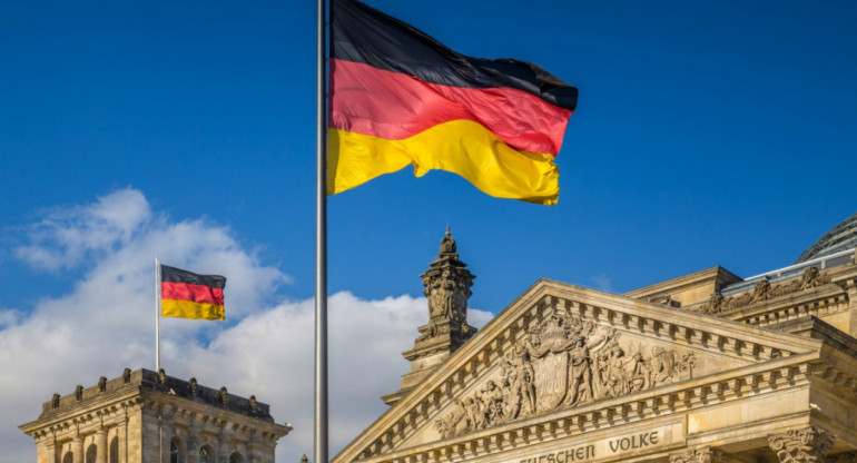 Bandera de Alemania en Berlín.