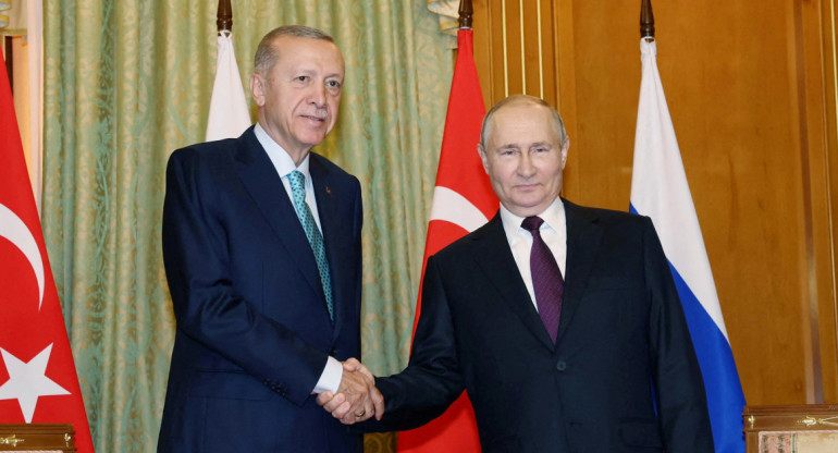 Encuentro entre Erdogan y Putin. Foto: Reuters.