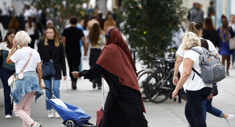 Abayas, vestimenta islámica. Foto: Reuters