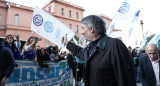 Máximo Kirchner estuvo junto a Sergio Massa en el anuncio posterior en Plaza de Mayo.