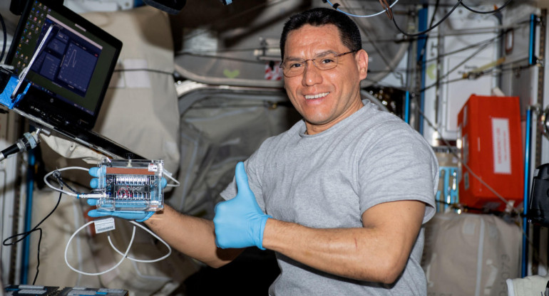El astronauta Frank Rubio marca récord de estadía en el espacio de la NASA. Foto: EFE