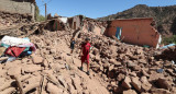 Personas heridas en Marruecos tras el terremoto. Foto: EFE.