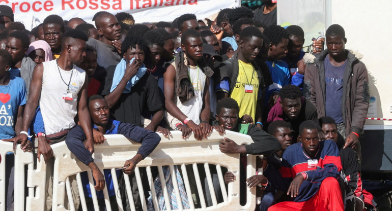 Migrantes en Lampedusa. Foto: Reuters.
